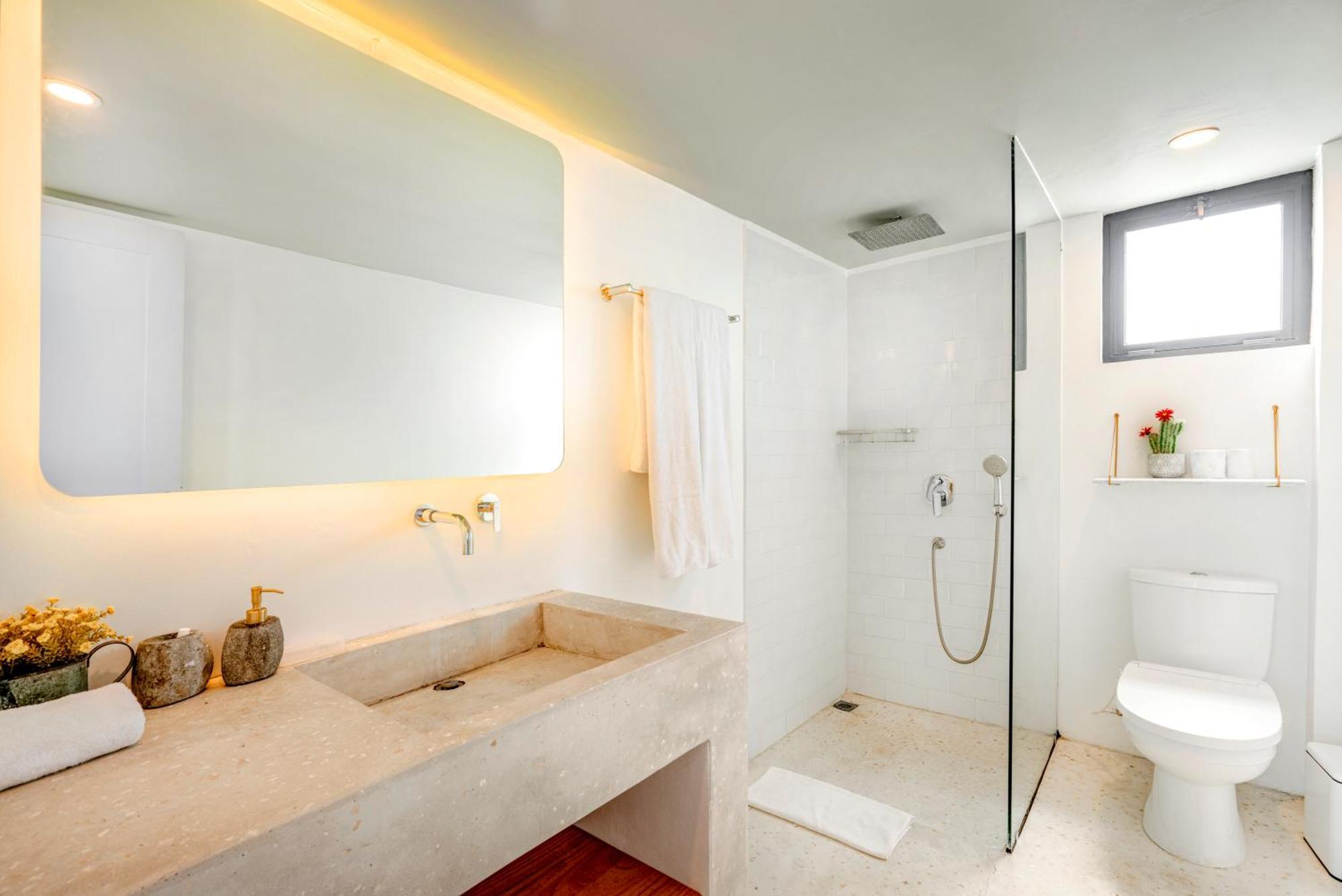 Tropicana Loft Managed By Cpm Bali Apartment Canggu (Bali)