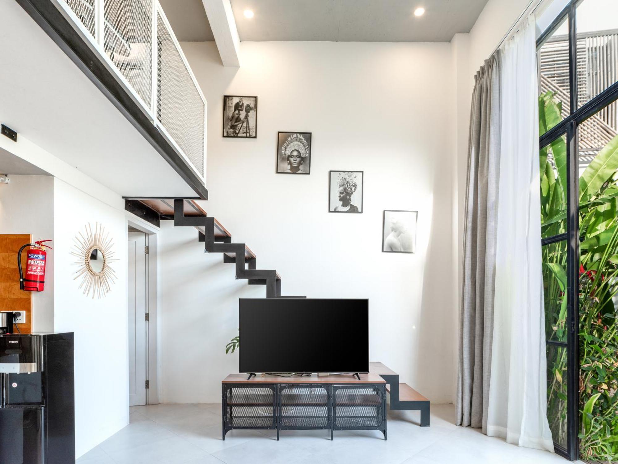 Tropicana Loft Managed By Cpm Bali Canggu (Bali)