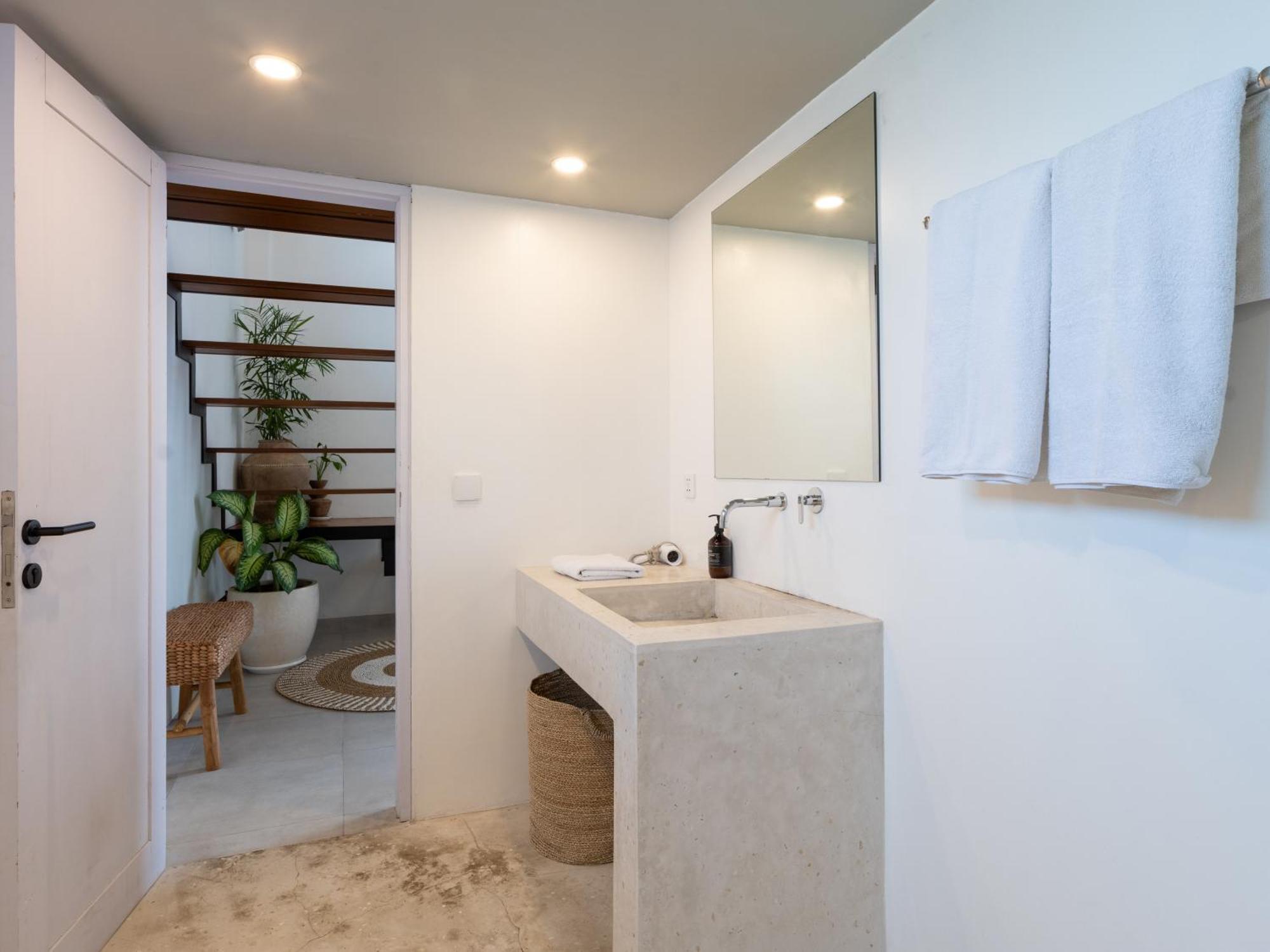 Apartment Tropicana Loft Managed By Cpm Bali *